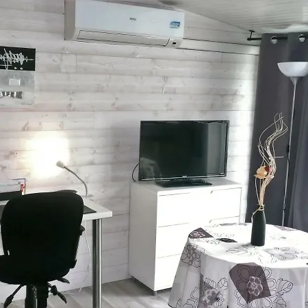 Apartment St Augustin